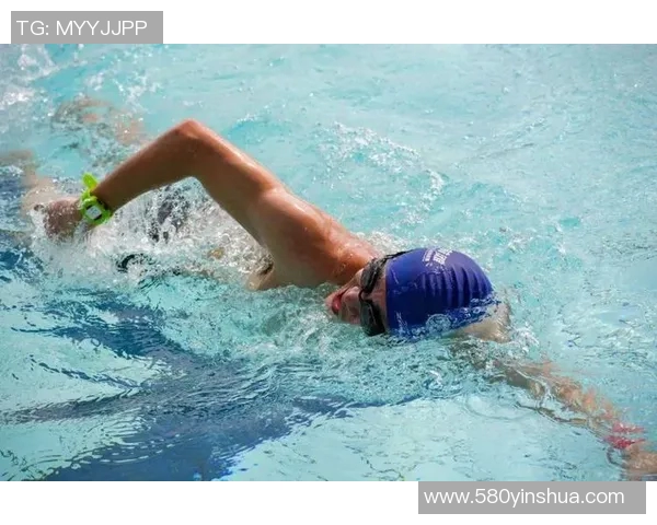 游泳技巧与训练方法全攻略 提升技能与体能的有效训练步骤与注意事项