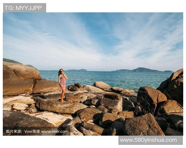 如何根据身材特点选择最适合的泳装款式打造完美海滩造型