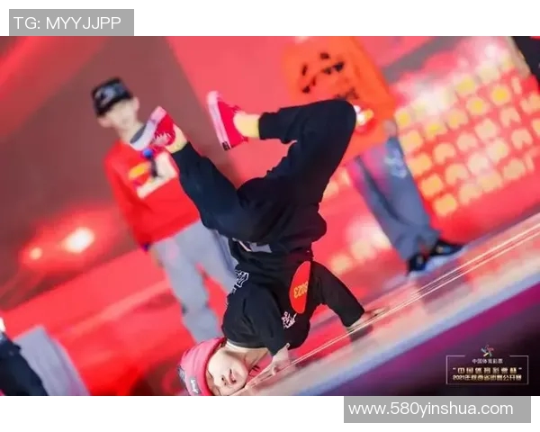 西安街舞队在全国街舞比赛中荣获第五名展现实力与魅力 西安街舞队在全国街舞比赛中荣获第五名展现实力与魅力